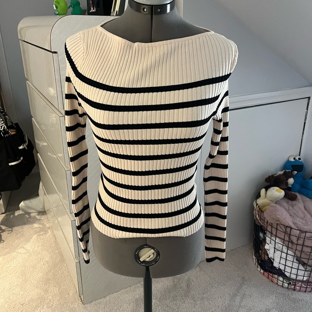 H&M Long Sleeve Sweater Top